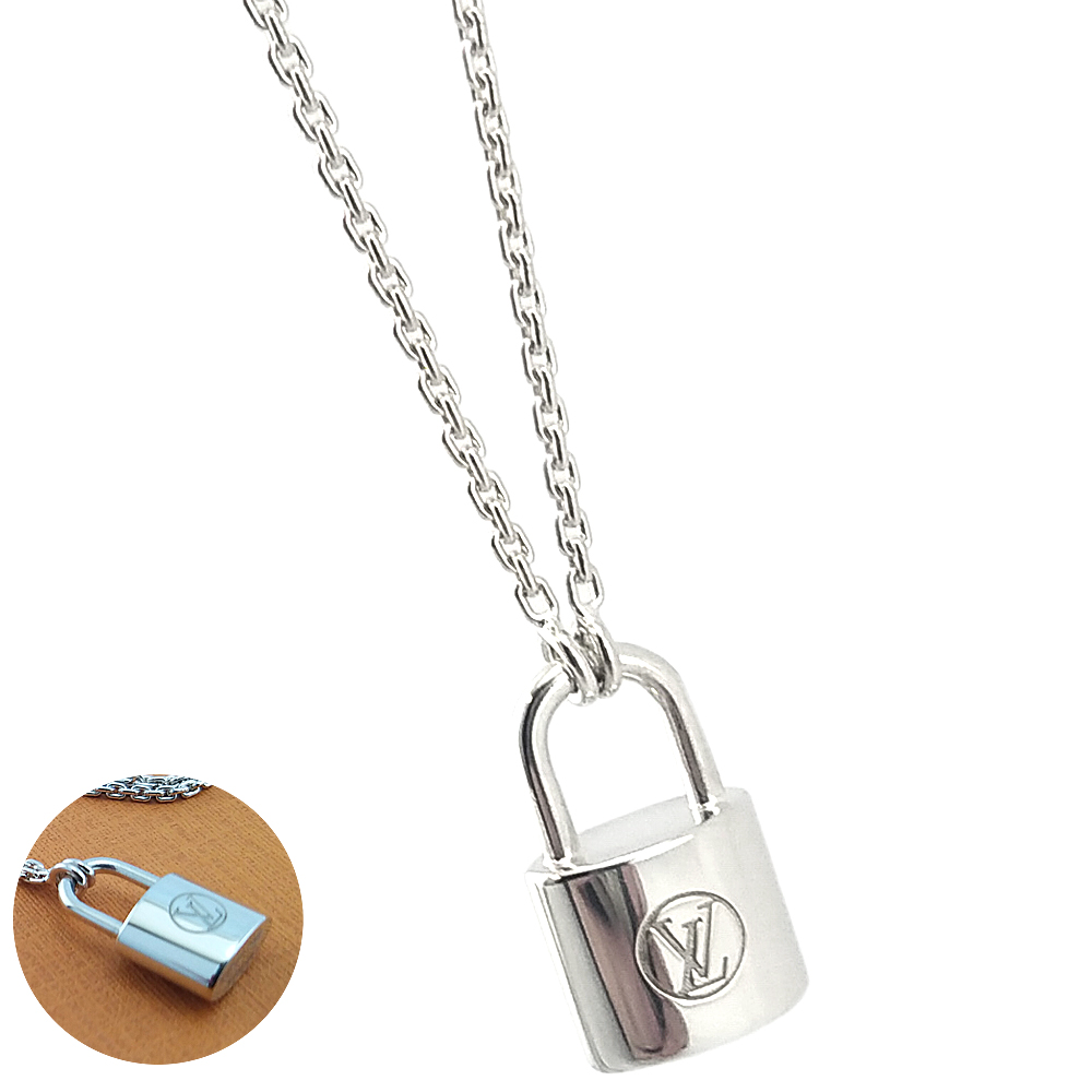 Louis Vuitton MONOGRAM Monogram Lock Pendant (M00525)